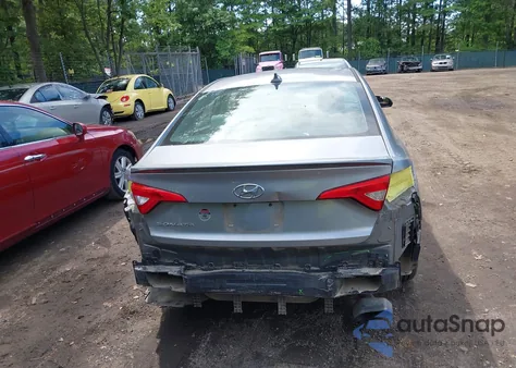 2017 Hyundai Sonata z USA, uszkodzony, nr VIN 5NPE24AFXHH522966